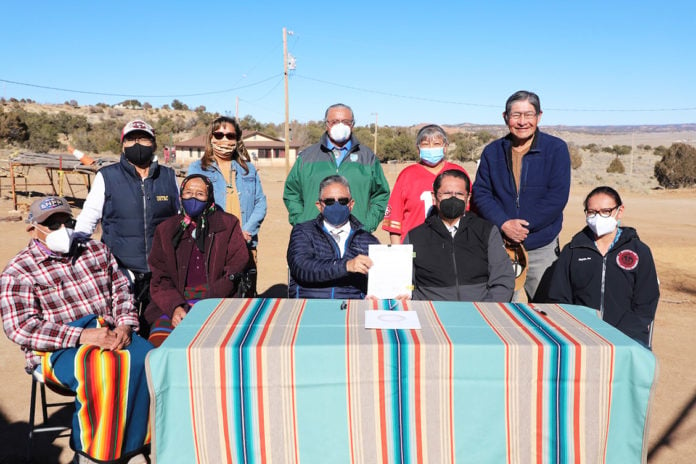 Diné Relocatee Fund Signing