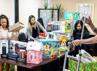 Agua Caliente Casinos Donates Hundreds of Gifts to Annual Holiday Charity Drive Agua Caliente Angel Tree Charity Drive