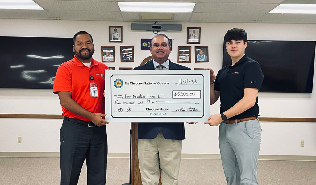 Choctaw Awards 5K Loan to Pine Mountain Lures