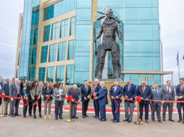 Governor Bill Anoatubby Leads Chickasaw Community Bank Opening Ceremony Chickasaw Community Bank opening