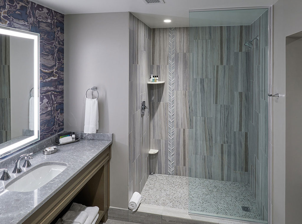 Choctaw Durant Grand Tower Bathroom