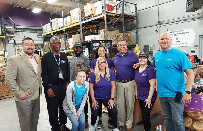 Seneca Gaming food donation team