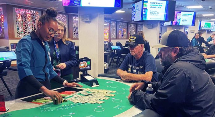 Catawba Two Kings table games