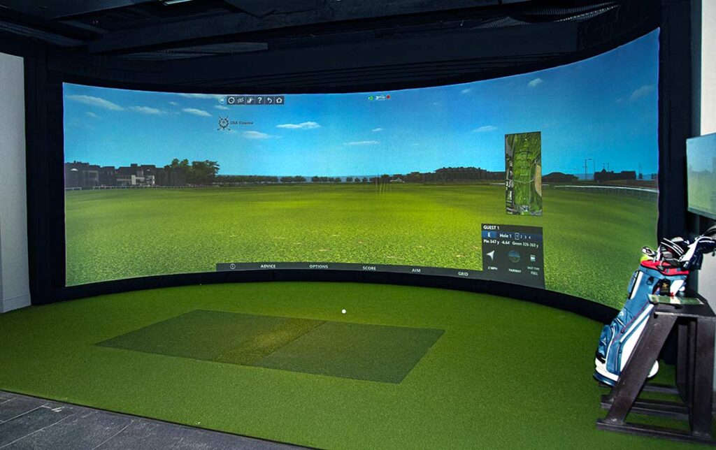 Circling Raven Golf Simulator