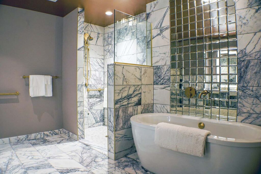 Wind Creek Southland_Bath