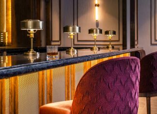 Coushatta Opens Newly Renovated Big Sky Steakhouse Coushatta Big Sky Mirror Bar