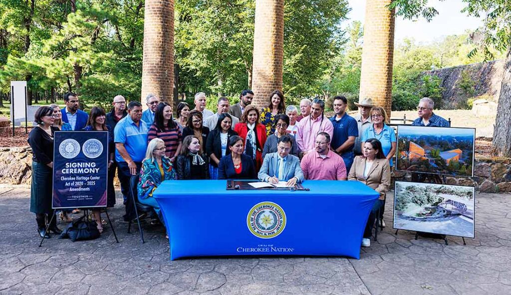 Cherokee Heritage Center signing