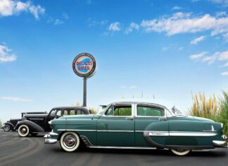 Chukchansi Gold Celebrates New Deuces Diner Location Deuces Diner_Chukchansi