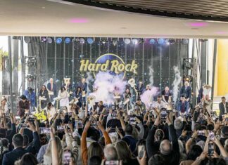 Hard Rock Casino Tejon Officially Opens HardRockTejon_GuitarSmash