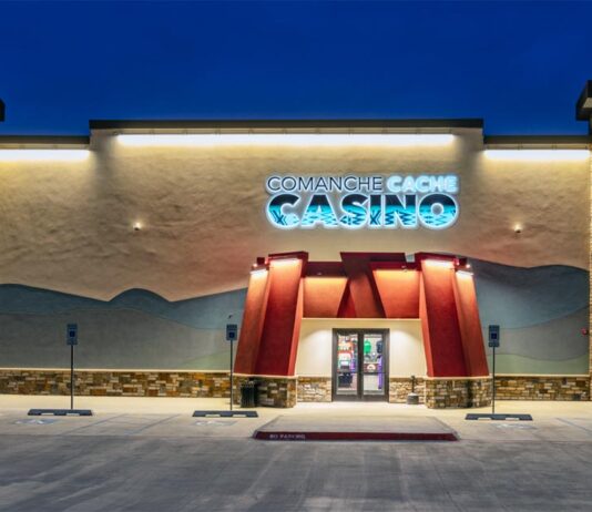Comanche Cache Casino Launches Paws and Play Donation Drive