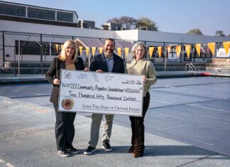 Santa Ynez Chumash Donates $250K to Community Aquatics Foundation Santa Ynez_Community Aquatics check