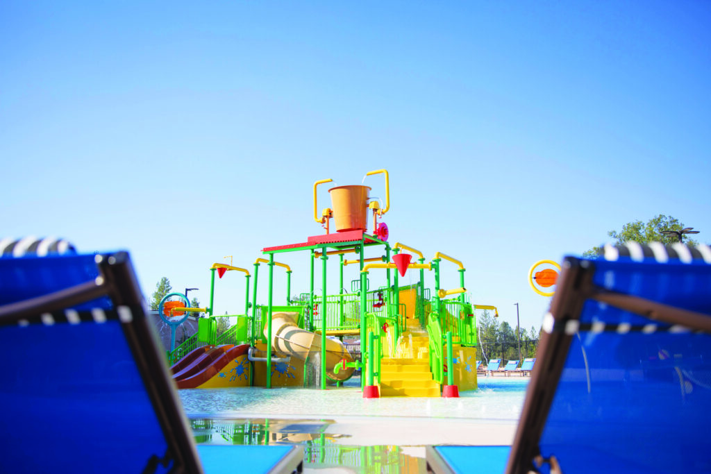 BlackOakSplashPad