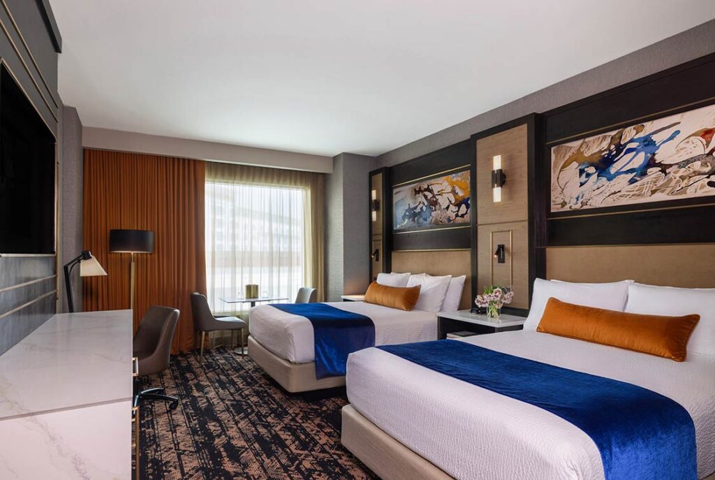 Coushatta Legacy Tower guestroom