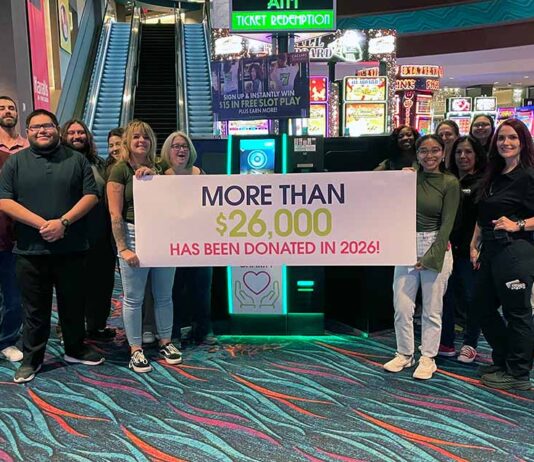 Harrah’s Ak-Chin Guests Donate $26K to Local Non-Profits Harrah's Ak-Chin $26K donation