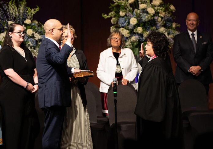 Gov. Chris Anoatubby Swearing In