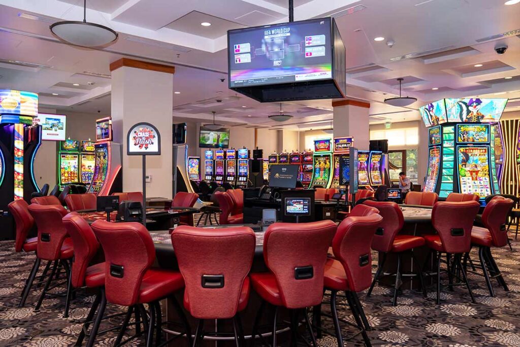 Acorn Casino_Chukchansi_interior