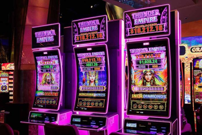 Mohegan Sun_Thunder Empire Mohegan Sun_Thunder Empire